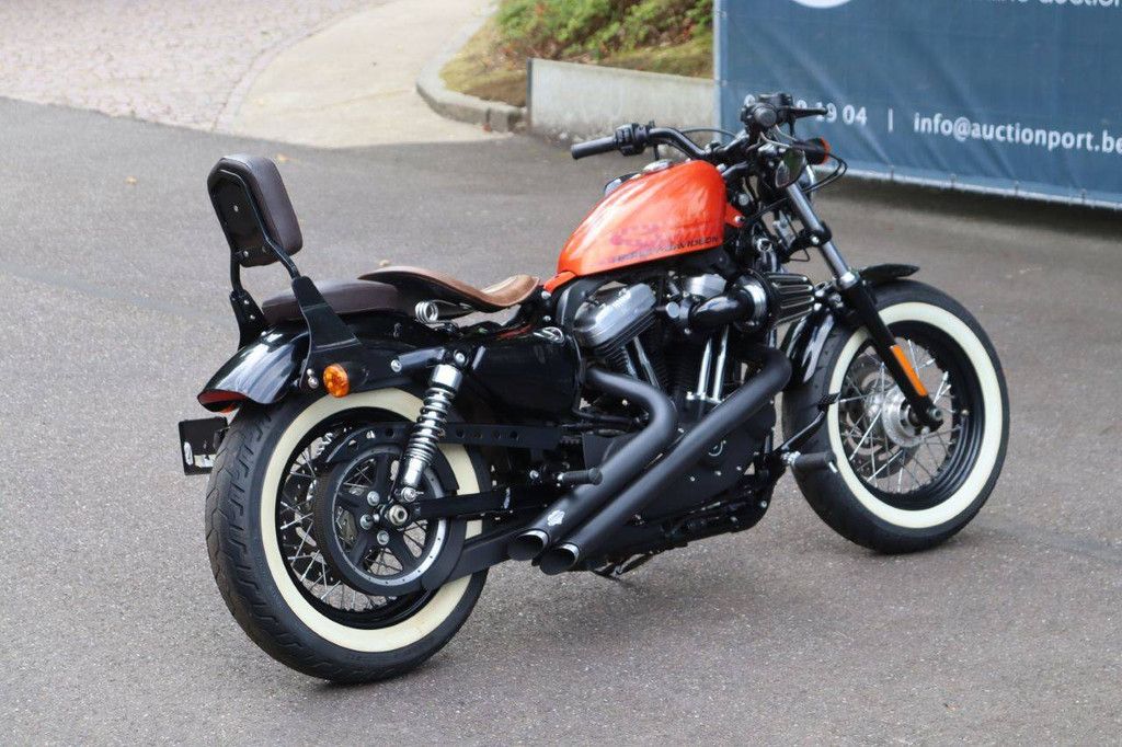 Harley-Davidson Sportster XL 1200 48 Benzine 2011