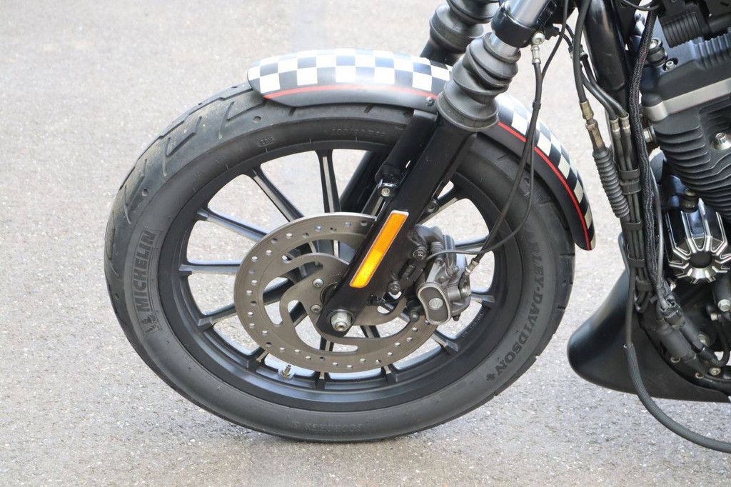 Harley-Davidson Sportster 883N Iron Benzine 2014