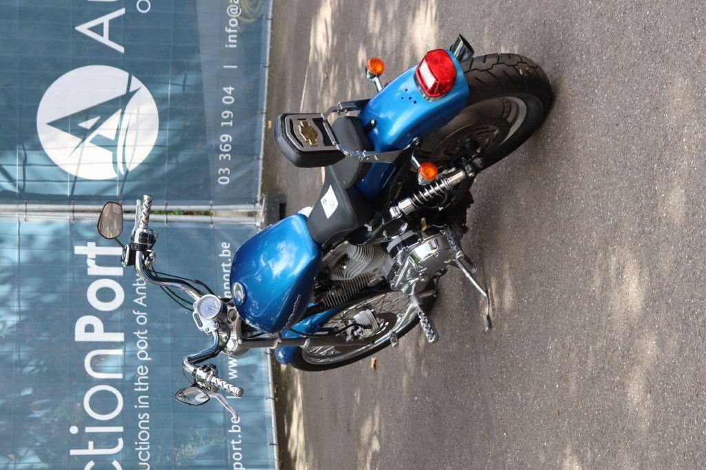 Harley-Davidson Sportster XL 883 Super LowBenzine 2005