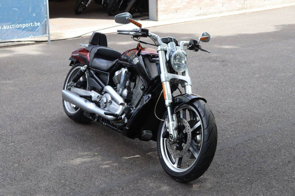 Harley-Davidson V-Rod Muscle Benzine 2015