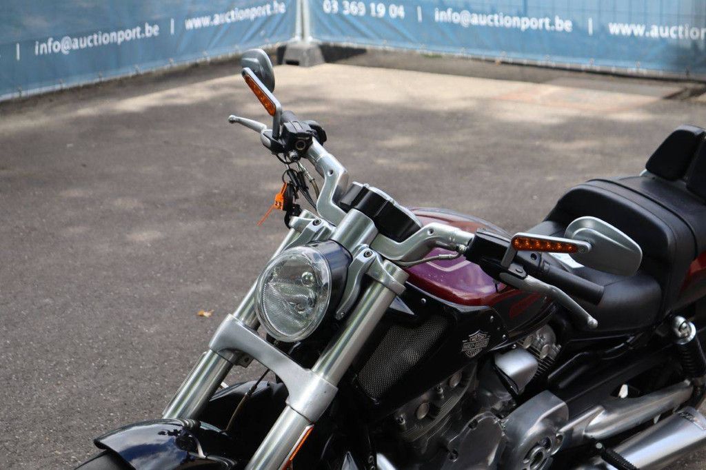 Harley-Davidson V-Rod Muscle Benzine 2015