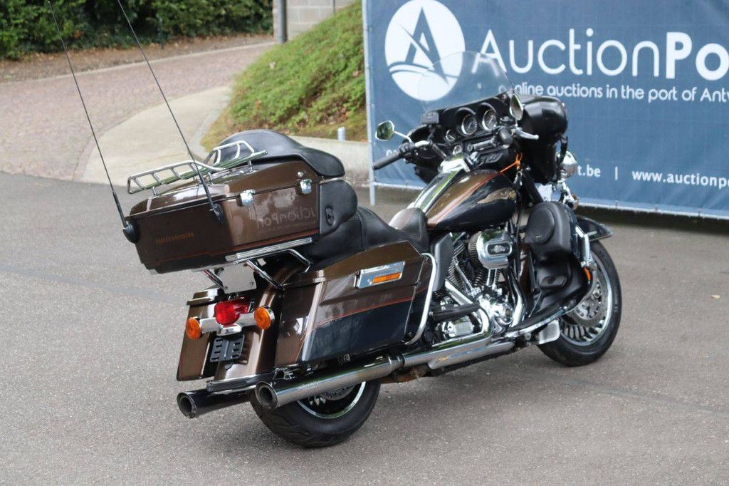 Harley-Davidson 110th Anniversary edition Benzine