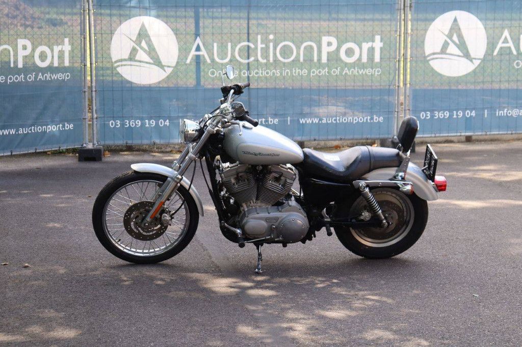 Harley-Davidson Sportster XL883 Super Low Custom Benzine 2005