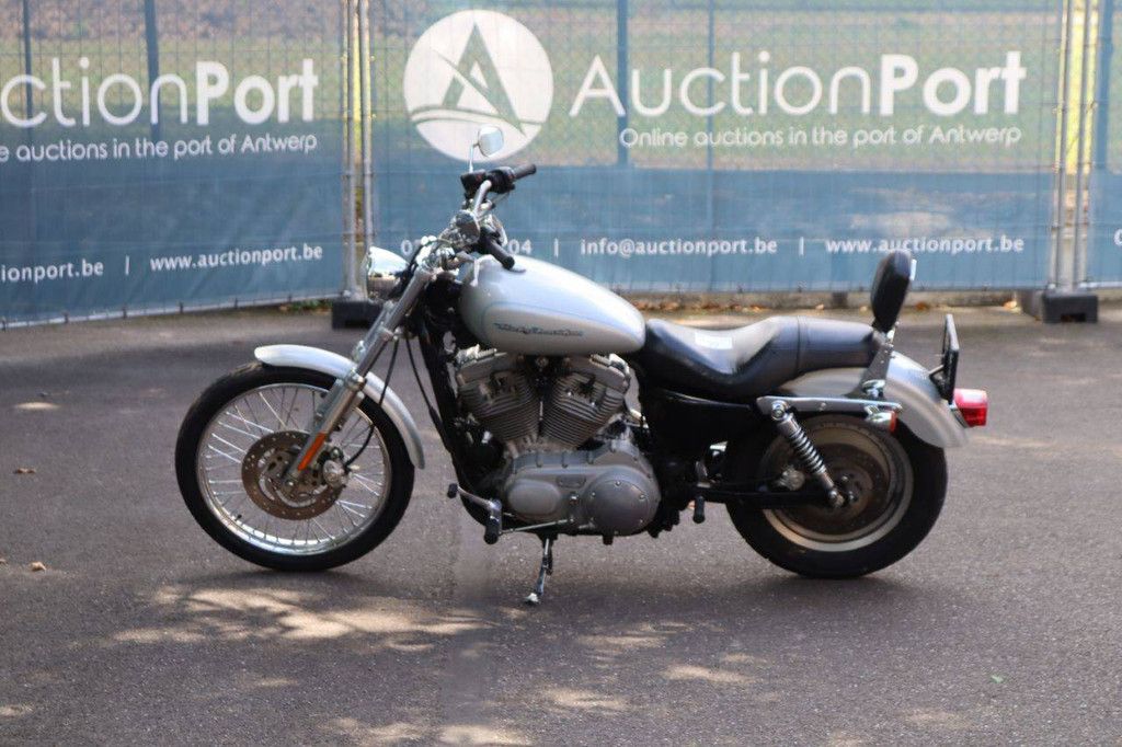 Harley-Davidson Sportster XL883 Super Low Custom Benzine 2005
