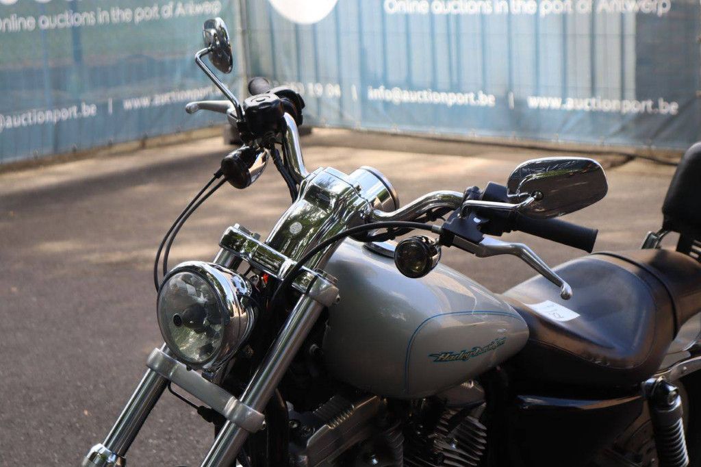 Harley-Davidson Sportster XL883 Super Low Custom Benzine 2005