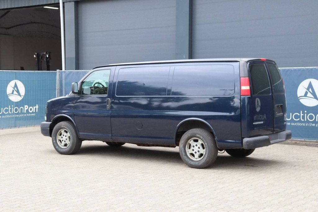 Chevrolet Express Cargo Van Benzine 2007