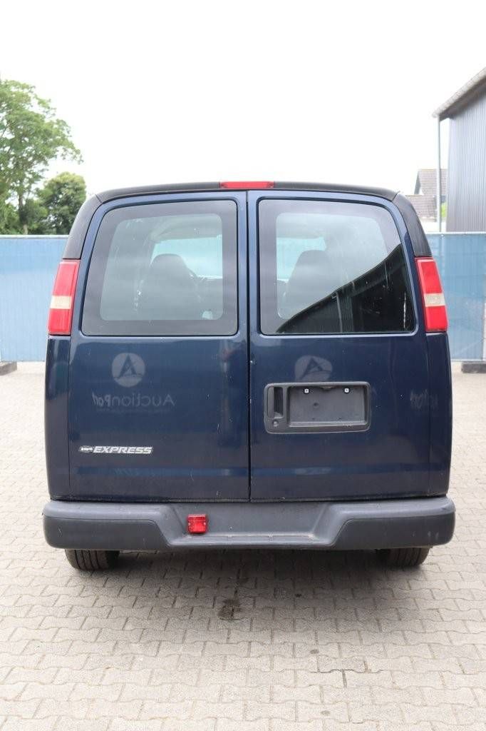 Chevrolet Express Cargo Van Benzine 2007