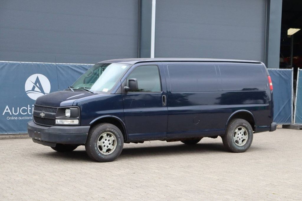 Chevrolet Express Cargo Van Benzine 2007