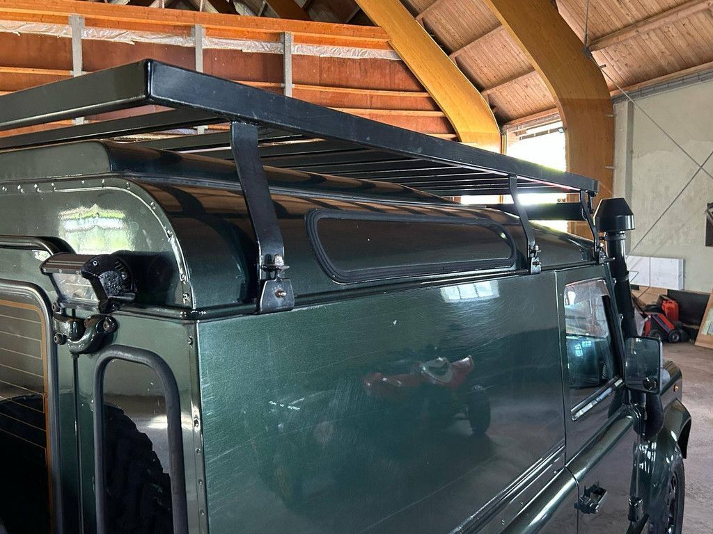 Land Rover Defender 2.5Td5 90 Hard Top Diesel 2003
