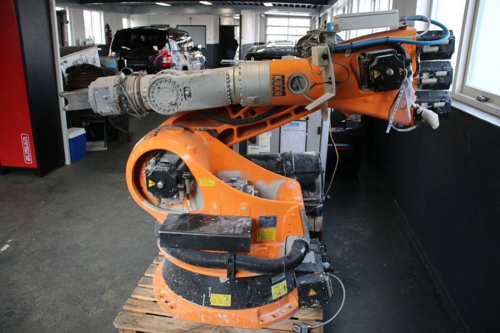 Robot arm Kuka KR 150-F 2000