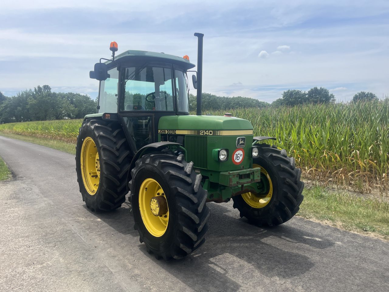 John Deere 2140 4WD