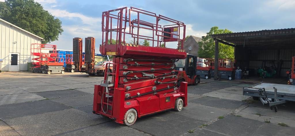 PB S171-12 scissorlift schaarhoogwerker PB lift S171