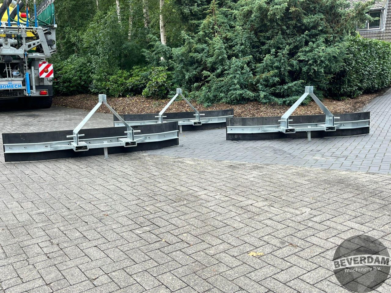 Rubberen schuif met lepelbevestiging