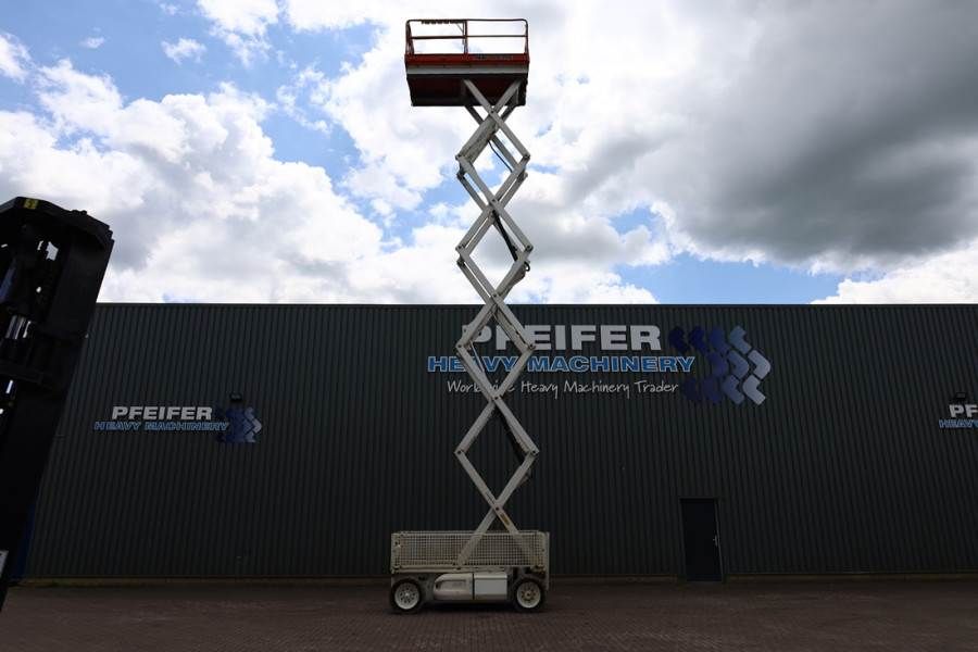JLG 4069LE Electric, 14.2m Working Height, 360kg Capac