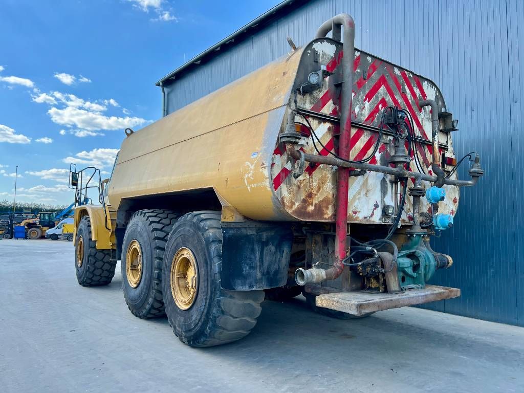 CAT 740