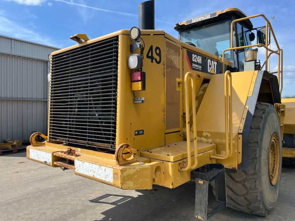 CAT 824H