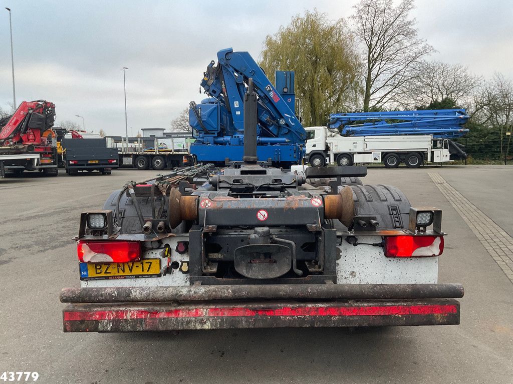 Scania P 360 8x2 Hiab 21 Tonmeter laadkraan