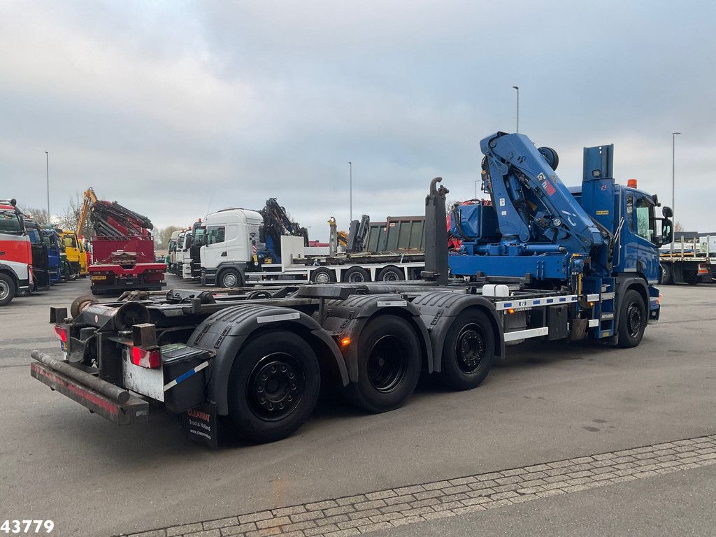 Scania P 360 8x2 Hiab 21 Tonmeter laadkraan