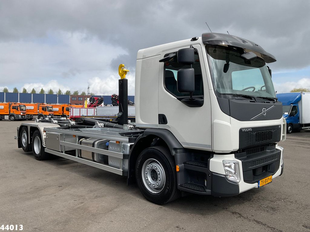 Volvo FE 350 6x2 Hyvalift 26 Ton haakarmsysteem NEW AND UNUSED!
