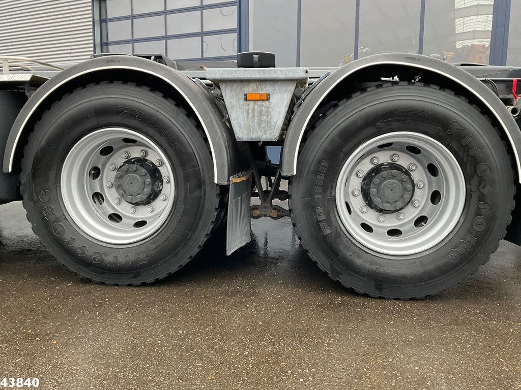 DAF FAD CF 530 8x4 Euro 6 Palfinger 33 Tonmeter laadkraan
