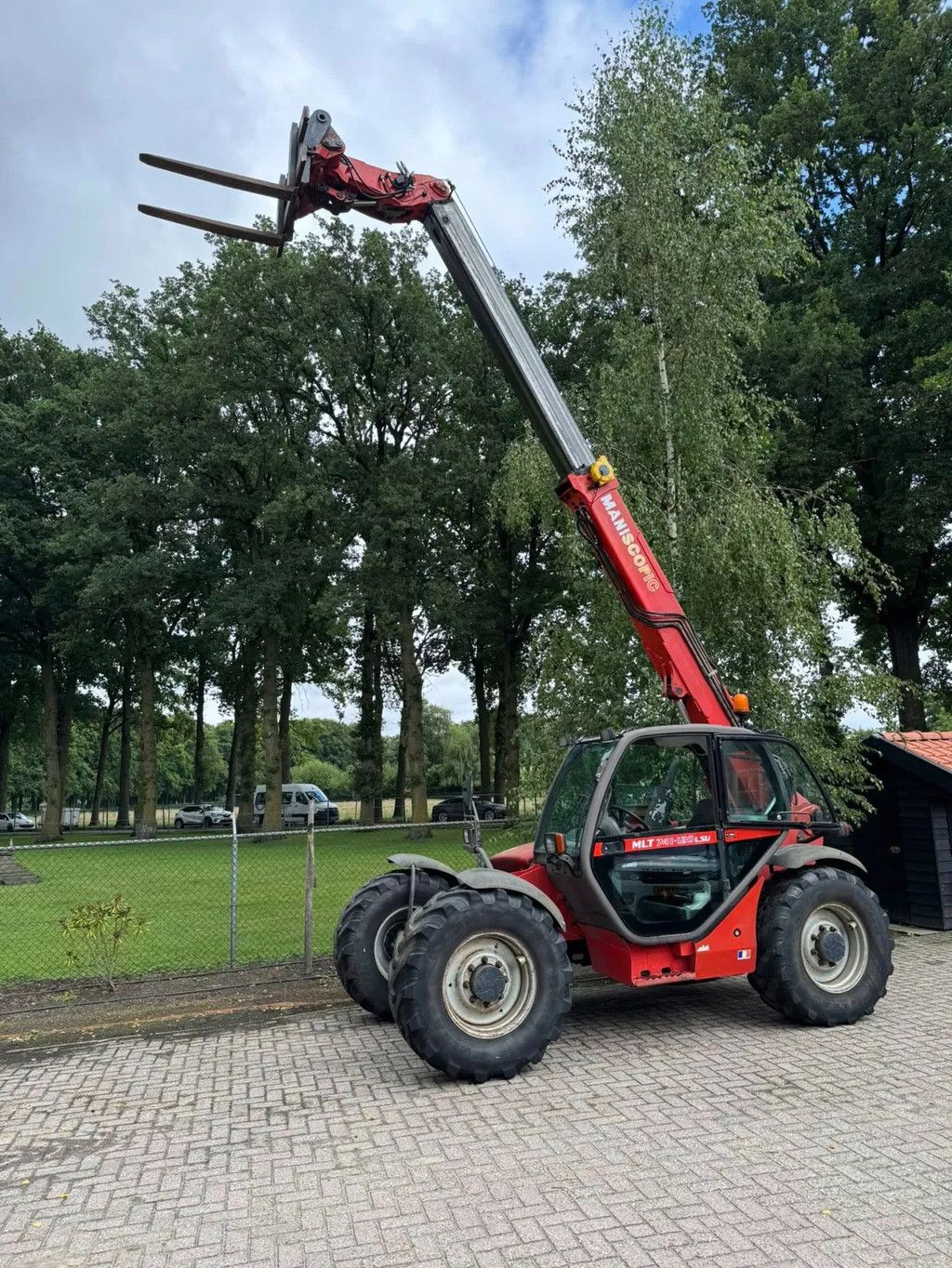 Manitou MLT 741-120 VERREIKER shovel