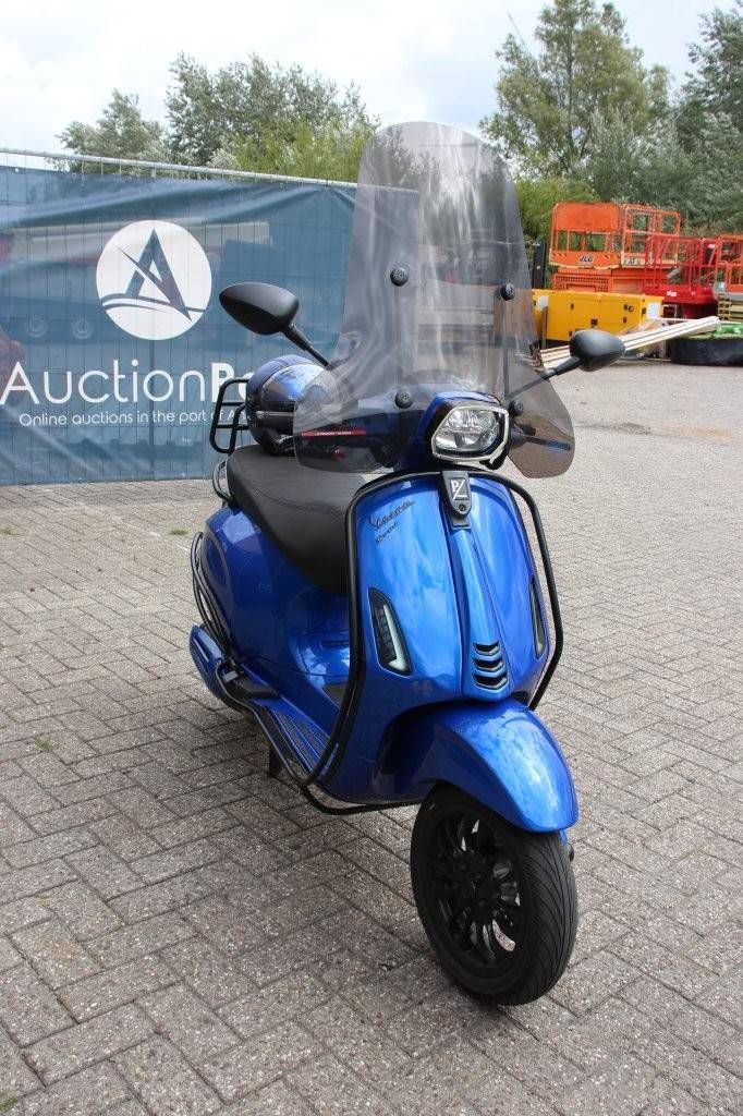 Scooter Vespa Sprint 50 Benzine 2022 (Marge)
