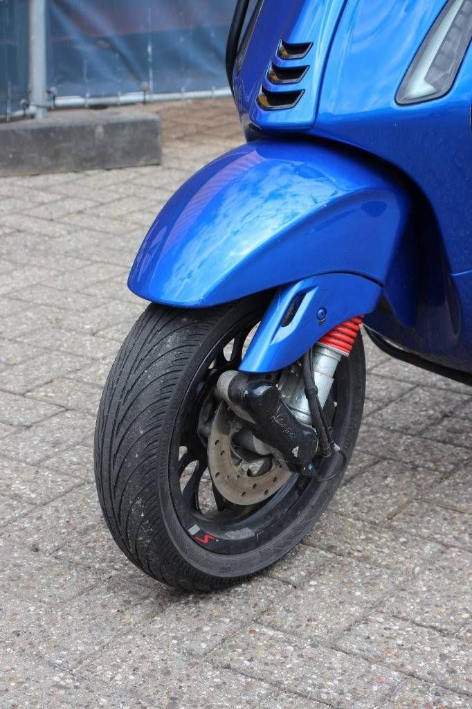 Scooter Vespa Sprint 50 Benzine 2022 (Marge)
