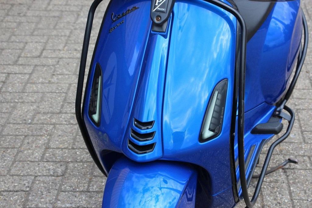 Scooter Vespa Sprint 50 Benzine 2022 (Marge)