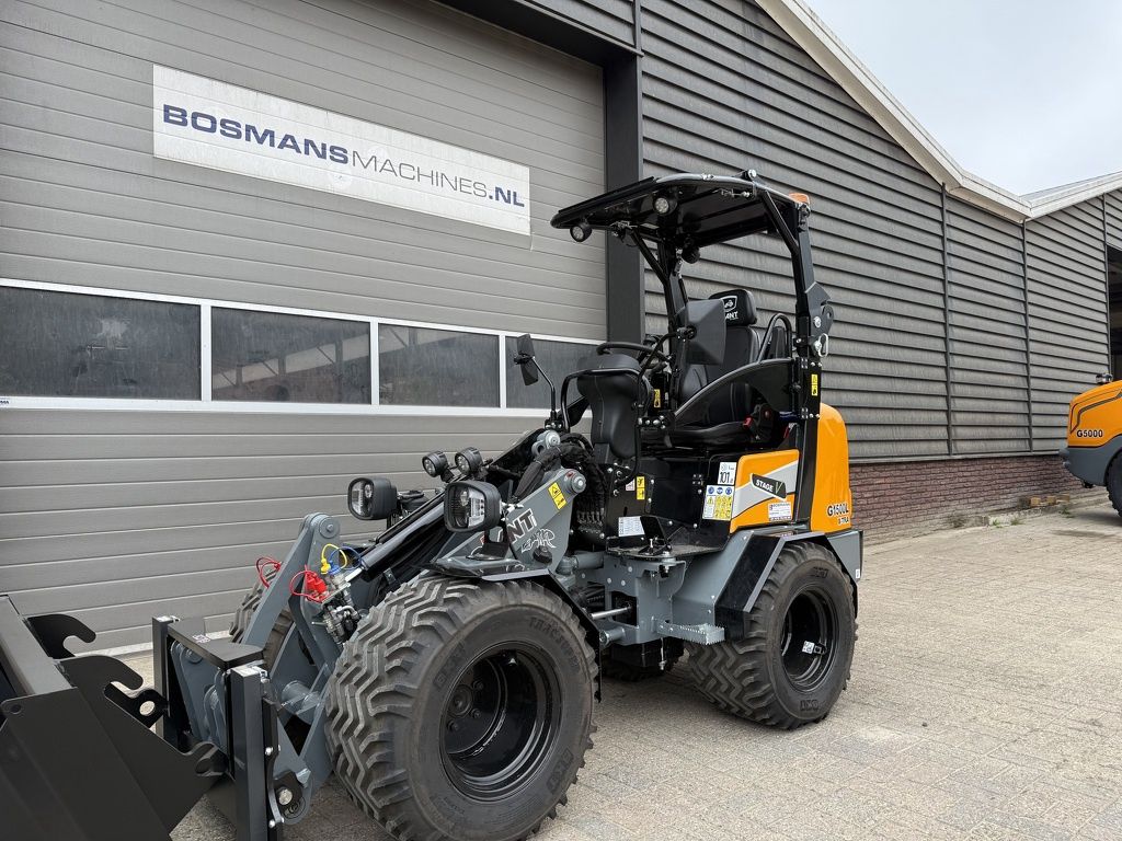 Giant G1500 L X-TRA minishovel TKD DEMO €495 LEASE giekvering
