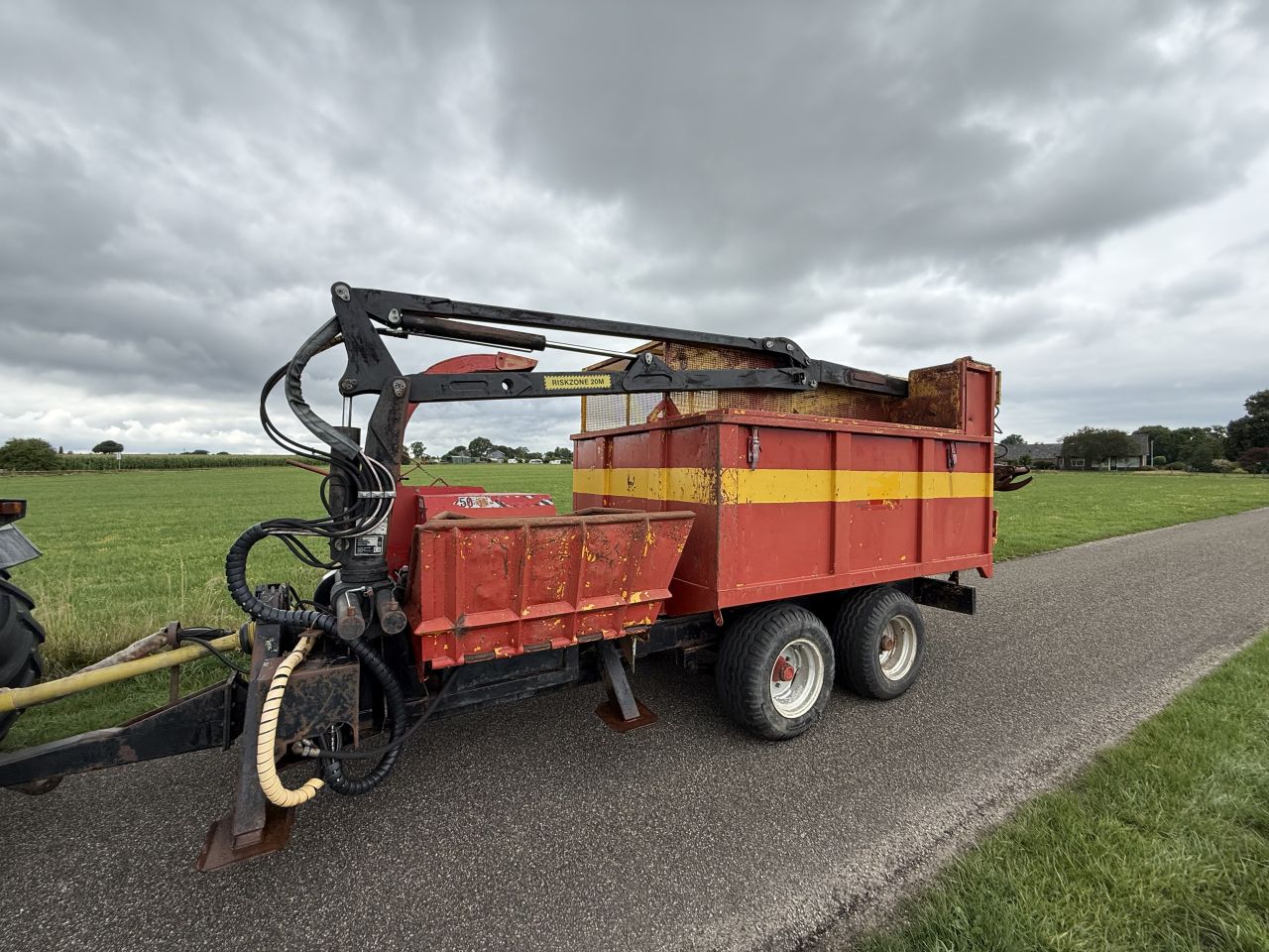 Snipper combi TP Lindana. Chipper combinatie. Versnipperaar