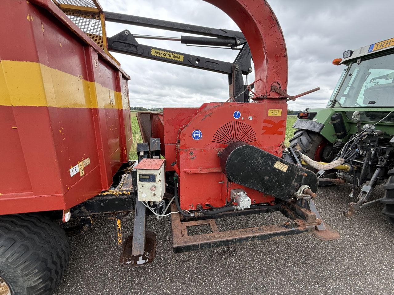 Snipper combi TP Lindana. Chipper combinatie. Versnipperaar