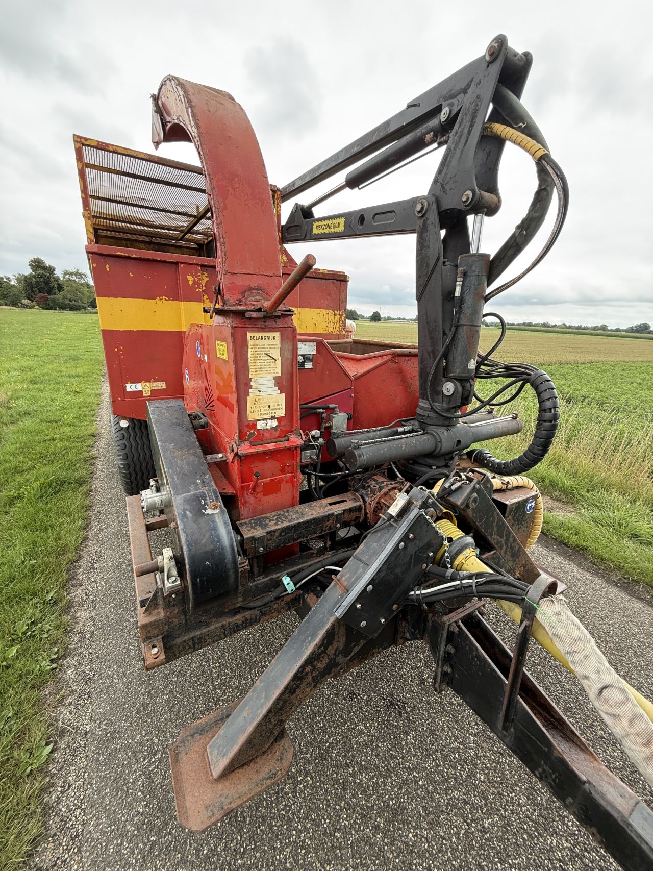 Snipper combi TP Lindana. Chipper combinatie. Versnipperaar