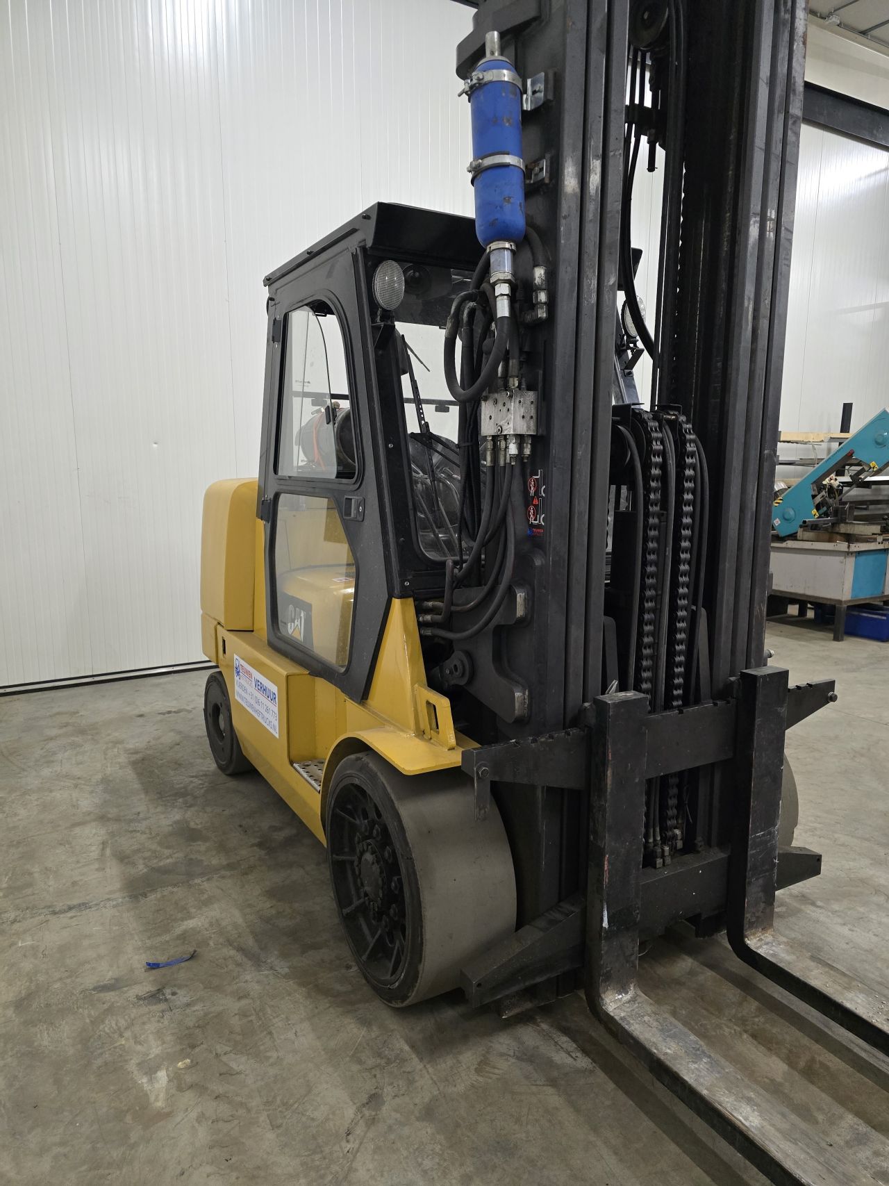 Caterpillar 7 ton triplo freelift