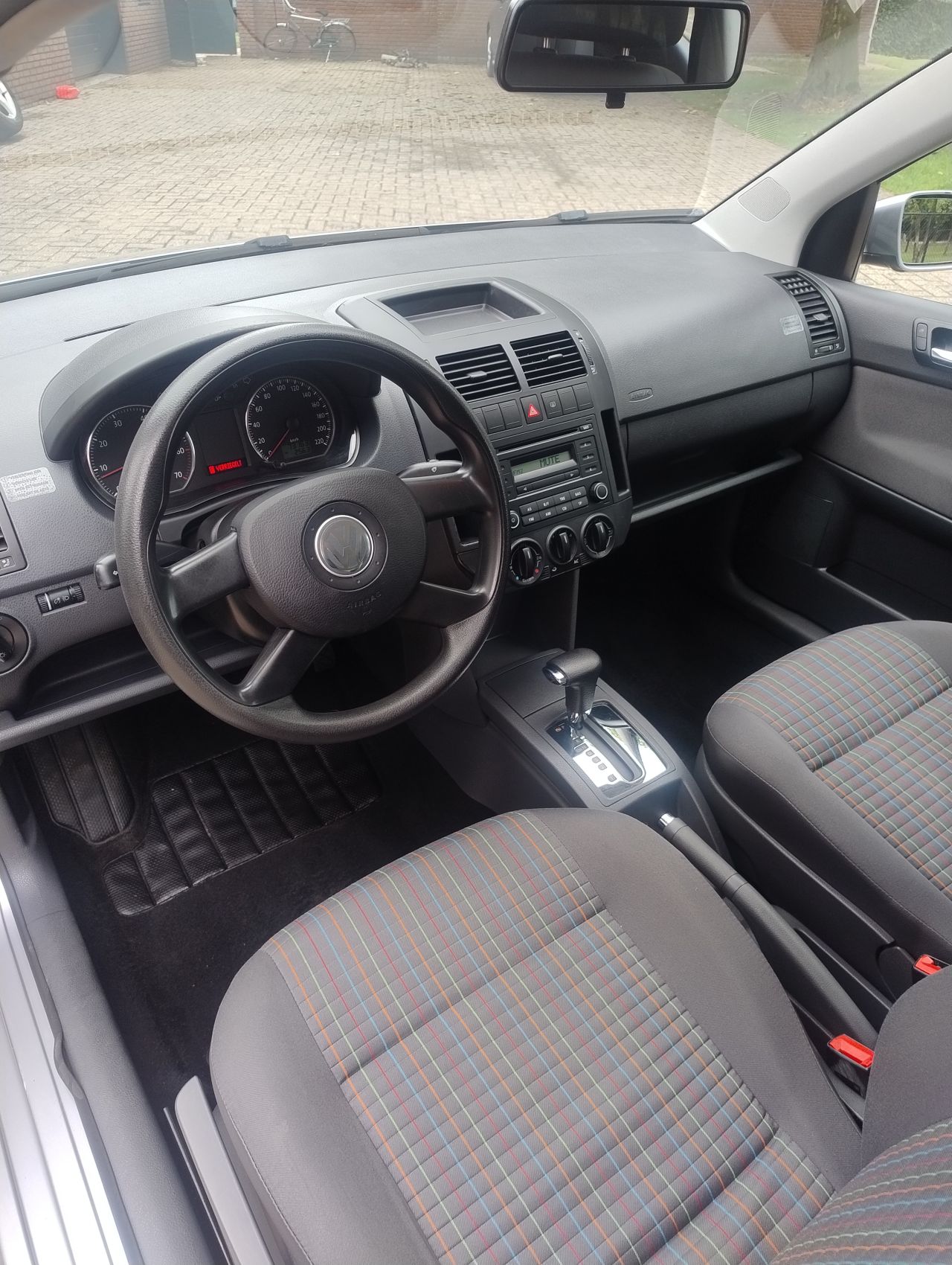 Volkswagen polo automaat 73000km