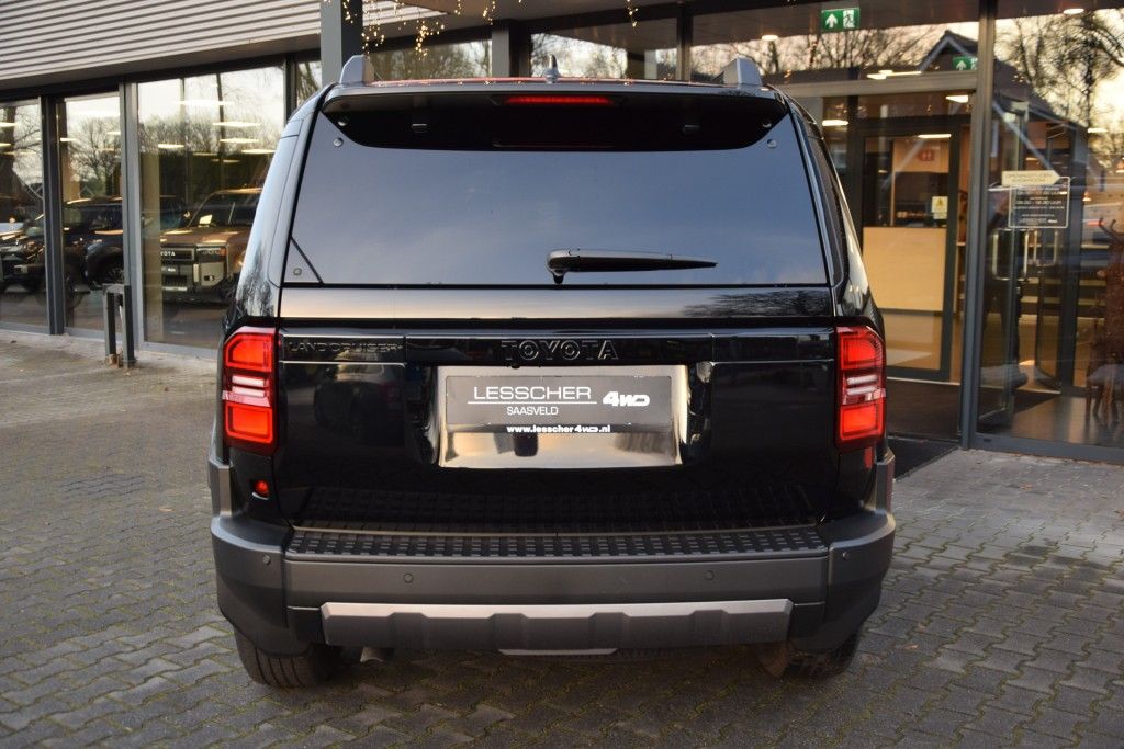 Toyota Landcruiser 250 2.8 D-4D 5DRS PROFESSIONAL A/T VAN BPM VRIJ