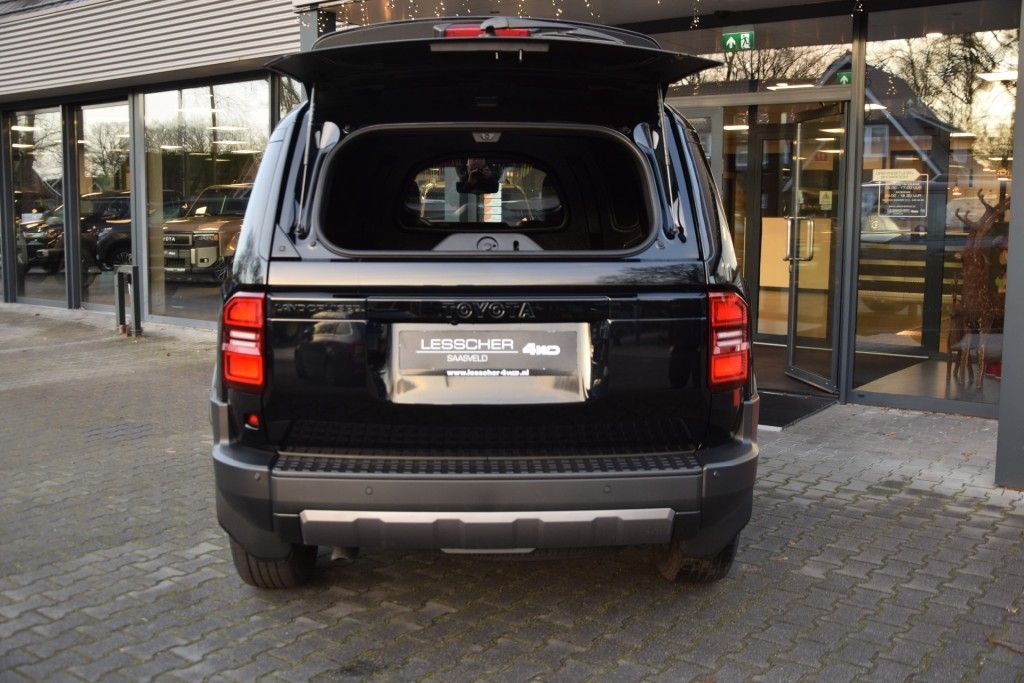 Toyota Landcruiser 250 2.8 D-4D 5DRS PROFESSIONAL A/T VAN BPM VRIJ