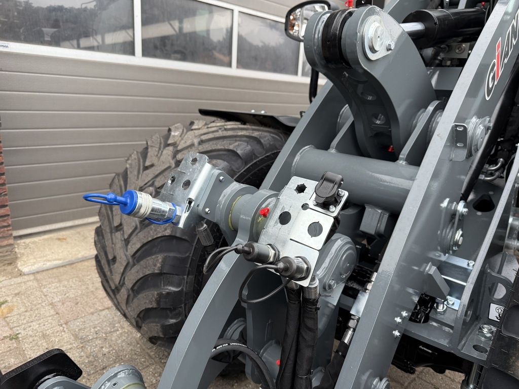 Giant G5000 shovel NIEUW uit voorraad leverbaar!