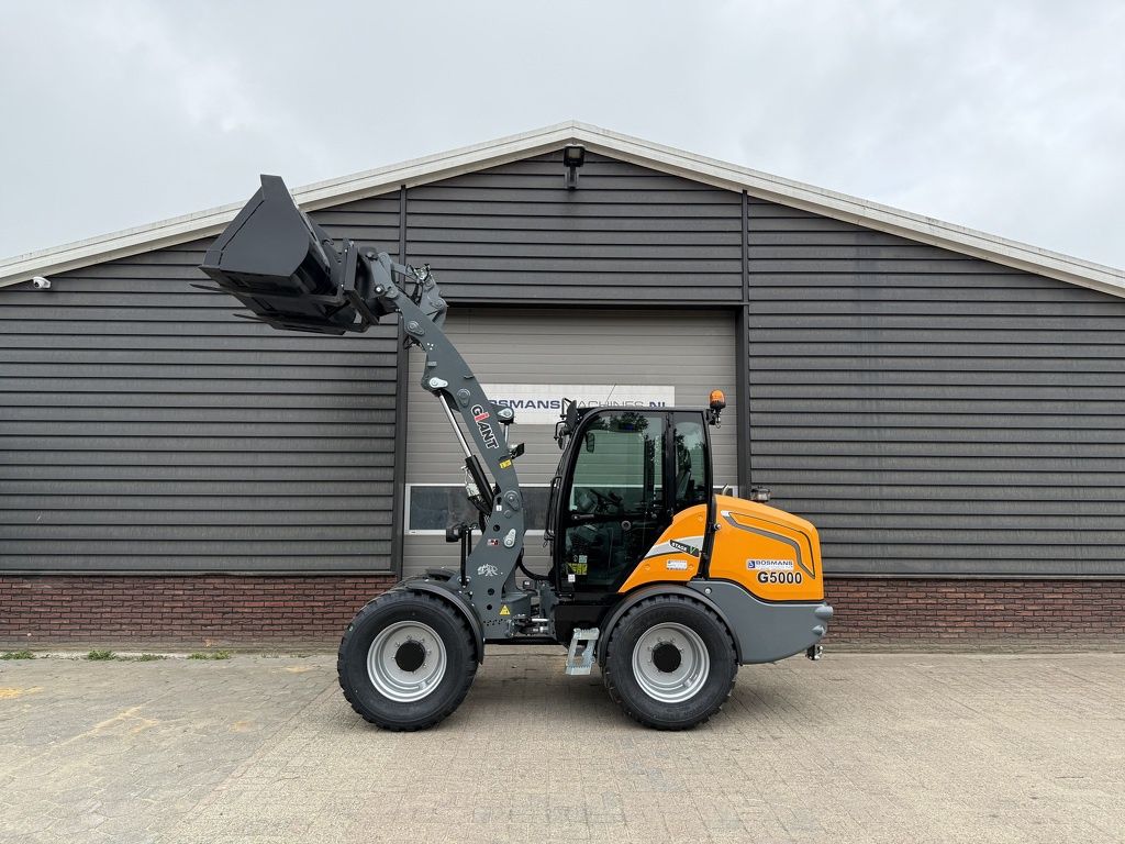Giant G5000 shovel NIEUW uit voorraad leverbaar!