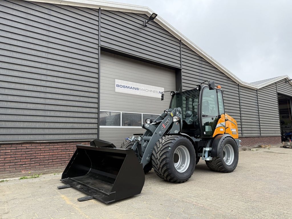 Giant G5000 shovel NIEUW uit voorraad leverbaar!