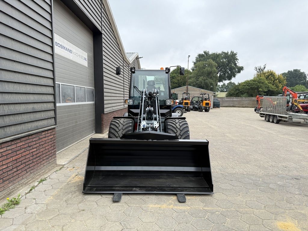 Giant G5000 shovel NIEUW uit voorraad leverbaar!