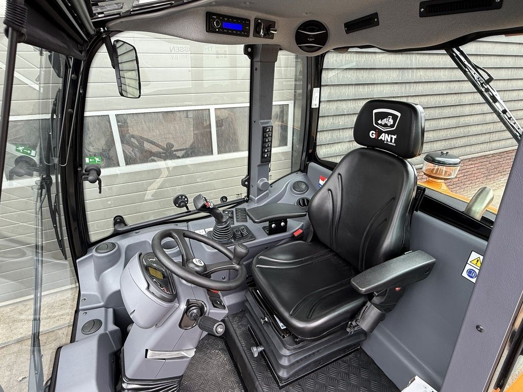 Giant G5000 shovel NIEUW uit voorraad leverbaar!