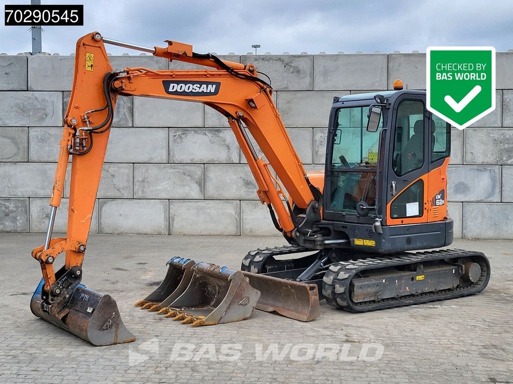 Doosan DX62R-3