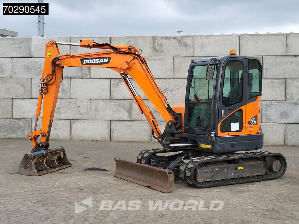 Doosan DX62R-3