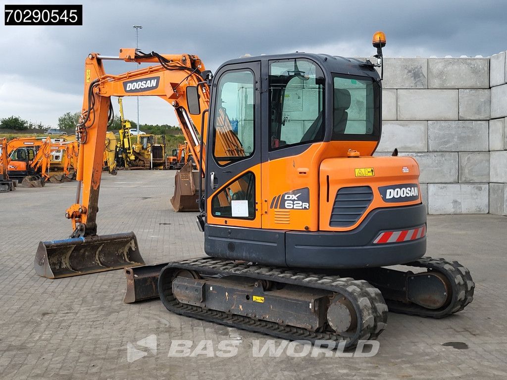 Doosan DX62R-3