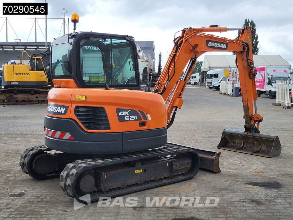 Doosan DX62R-3