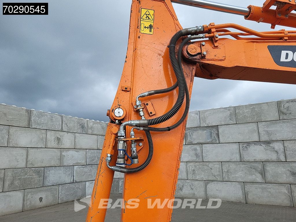 Doosan DX62R-3