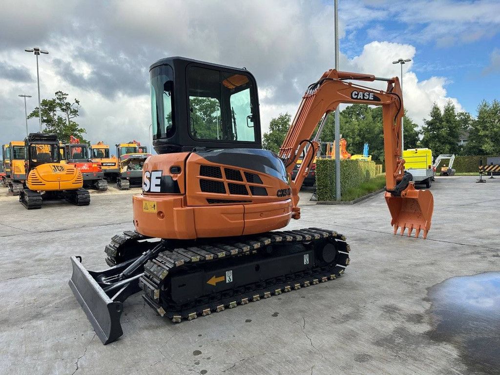 Rupsgraafmachine Case CX55B Diesel