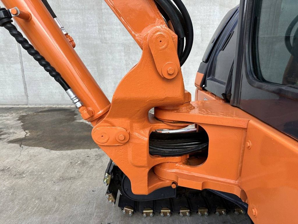 Rupsgraafmachine Case CX55B Diesel