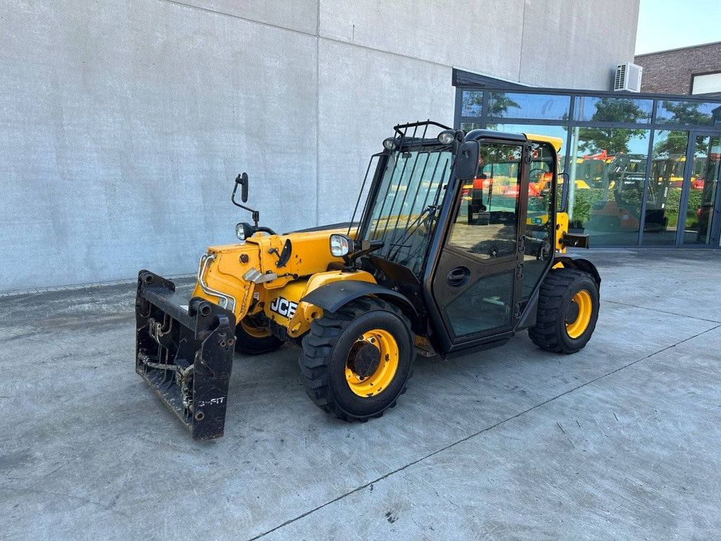 JCB 525-60 Diesel-Teleskoplader 2500 kg 7 m 2015
