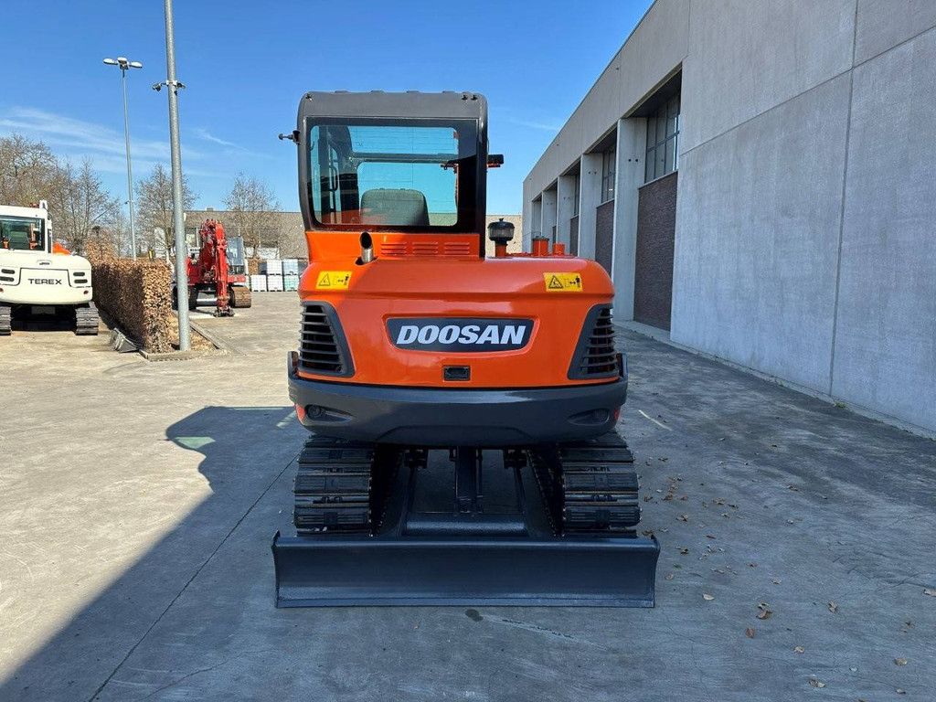 Rupsgraafmachine Doosan DX55-9C Diesel 2016